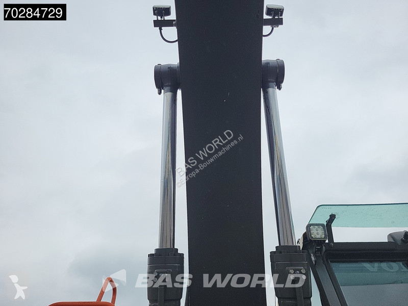 Escavadora Volvo EC200 E L