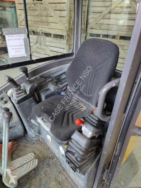 Pelle Volvo EC 27 D