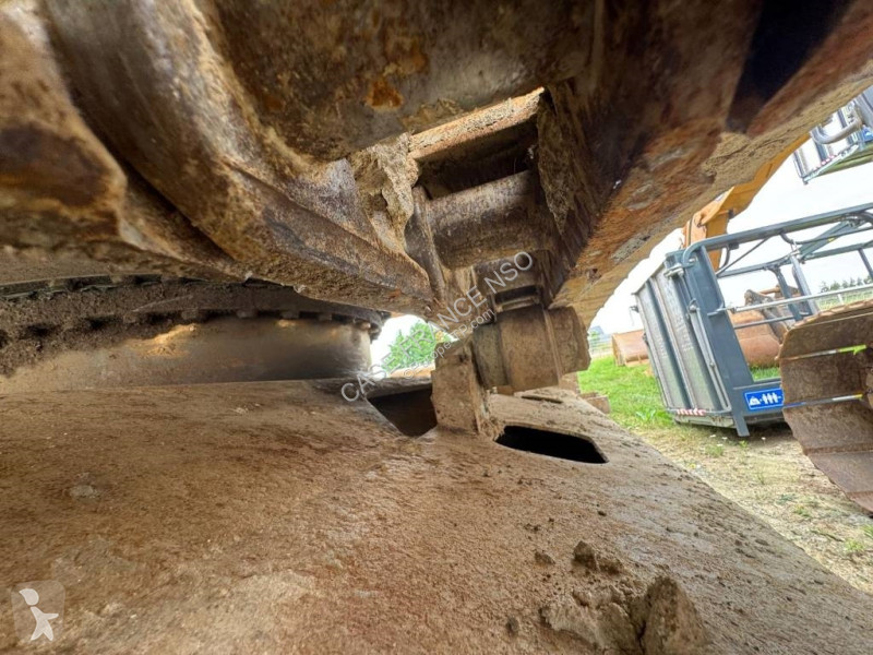 Excavadora Case D