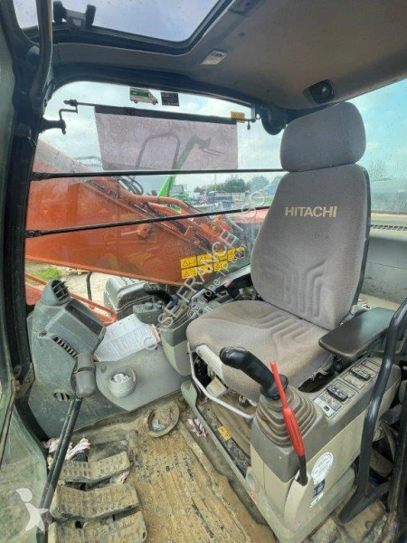 Escavatore Hitachi LC-5 B