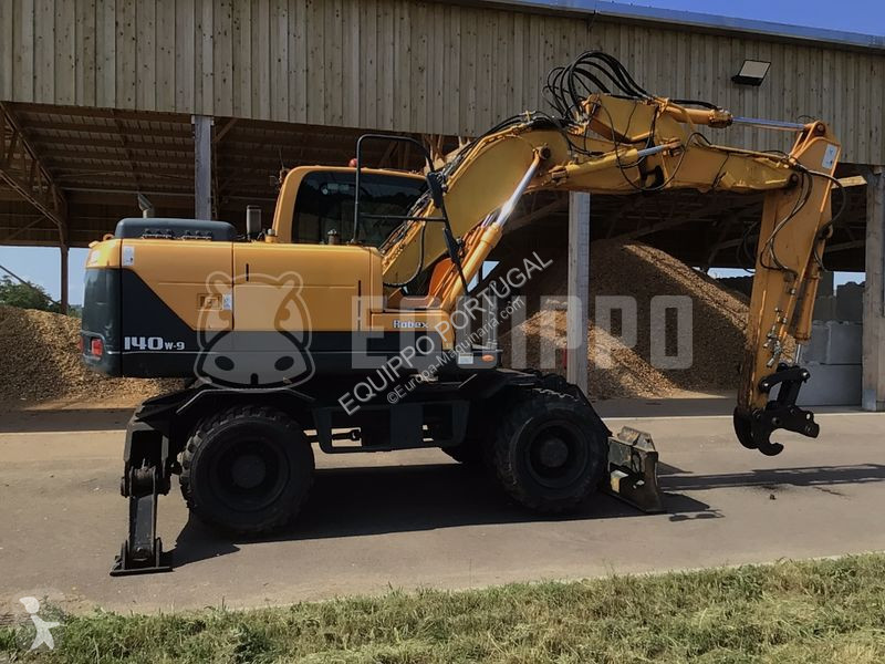 Escavadora Hyundai R140W-9