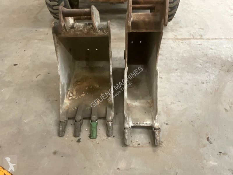 جرافة Hyundai Robex W-9 A