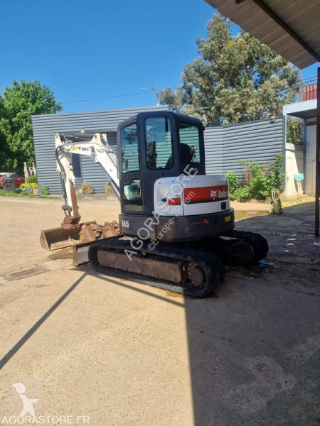 جرافة Bobcat 5T