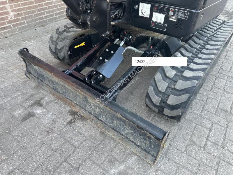 Skovl Sany SY26U Cabine - Gebruikt