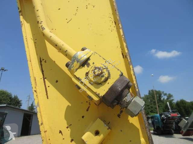 Escavatore New Holland