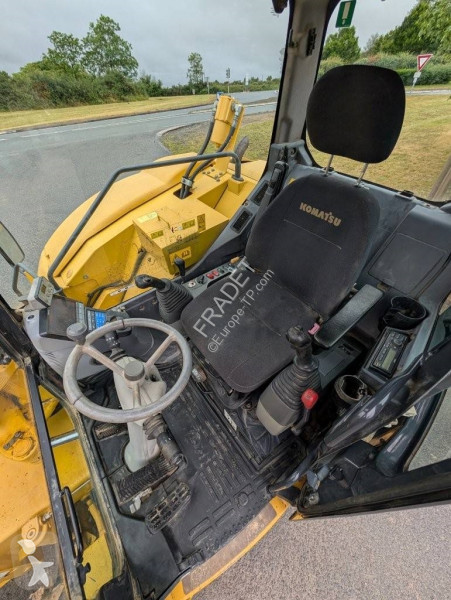 Excavator Komatsu MR-8