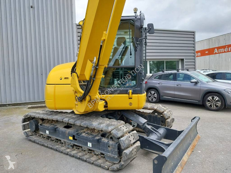 Escavadora Komatsu PC80MR-5