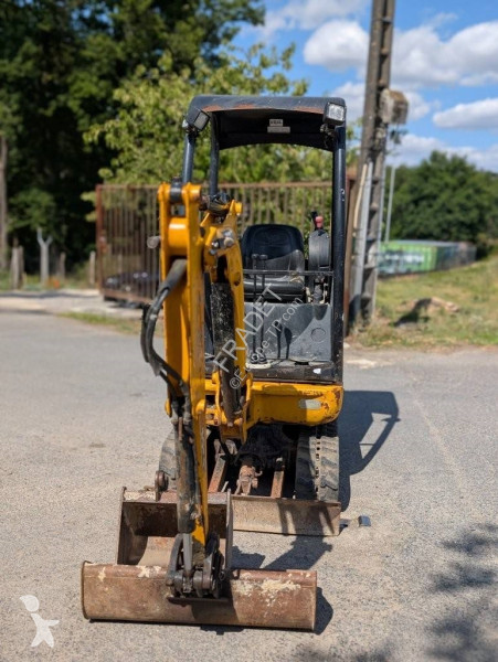 Escavatore JCB