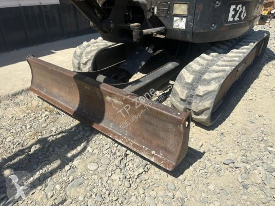 Escavadora Bobcat e26 cabine a 21500 € ht