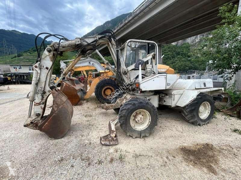 Excavator Mecalac  8CXI