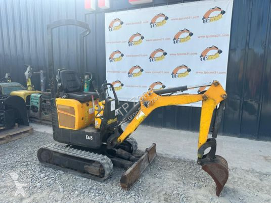 Lopatový nakládač Bobcat e08 à 10900 € ht