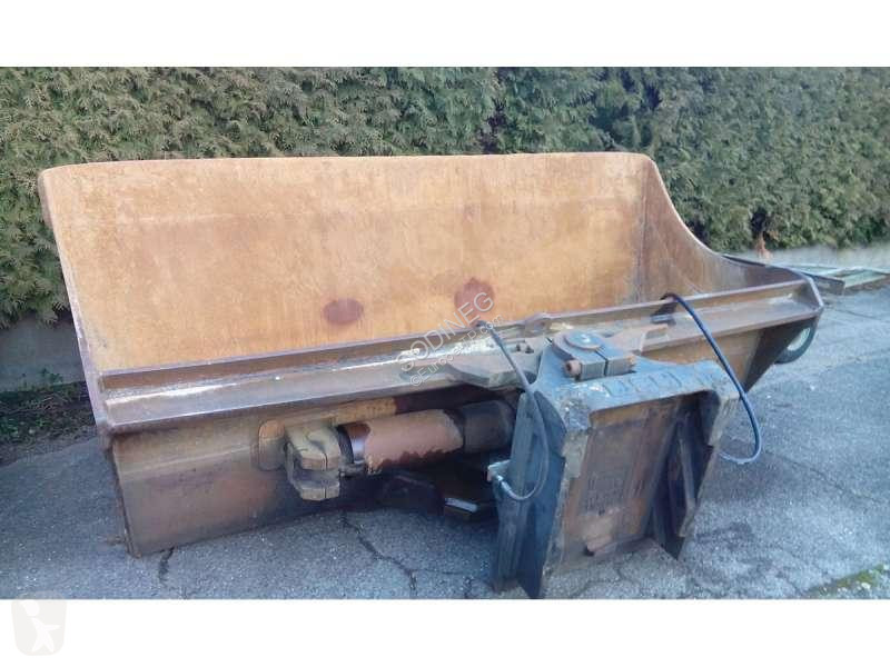 Escavadora Case