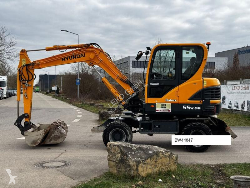 جرافة Hyundai Robex 55W-9A