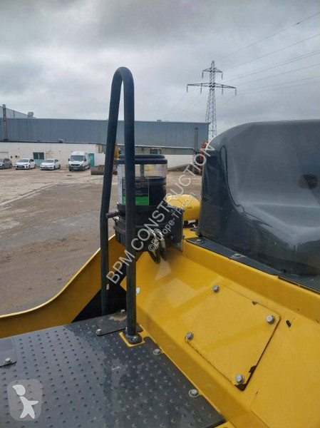 Escavatore Komatsu PW138MR-11