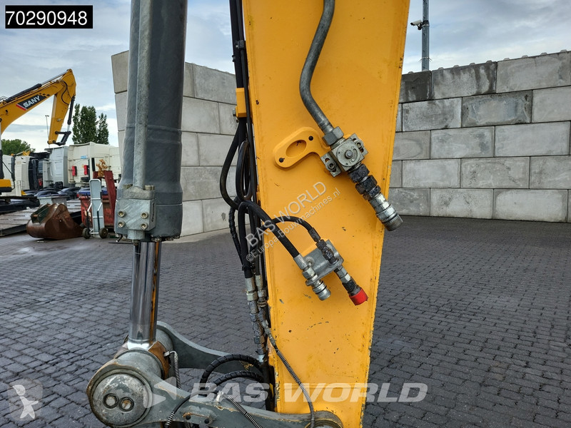 Excavadora Liebherr R922 Litronic