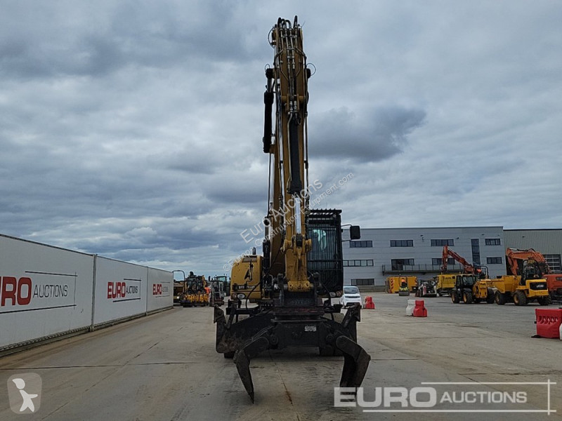 Escavatore Caterpillar