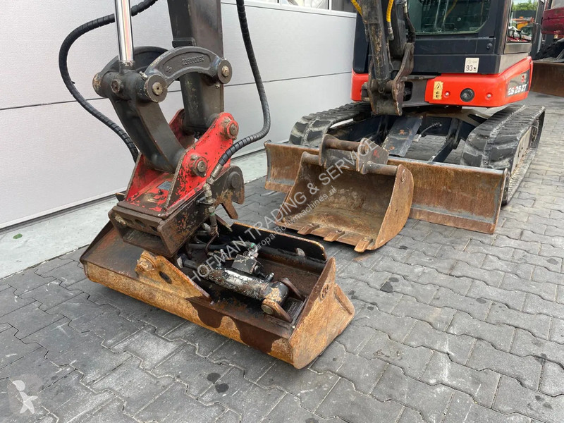 Escavadora Eurocomach ES25ZT
