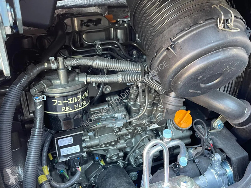 Escavadora Hitachi ZX38U-6 | A/C