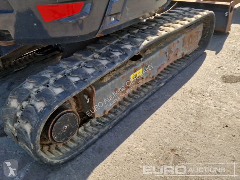 Escavadora Bobcat E27Z