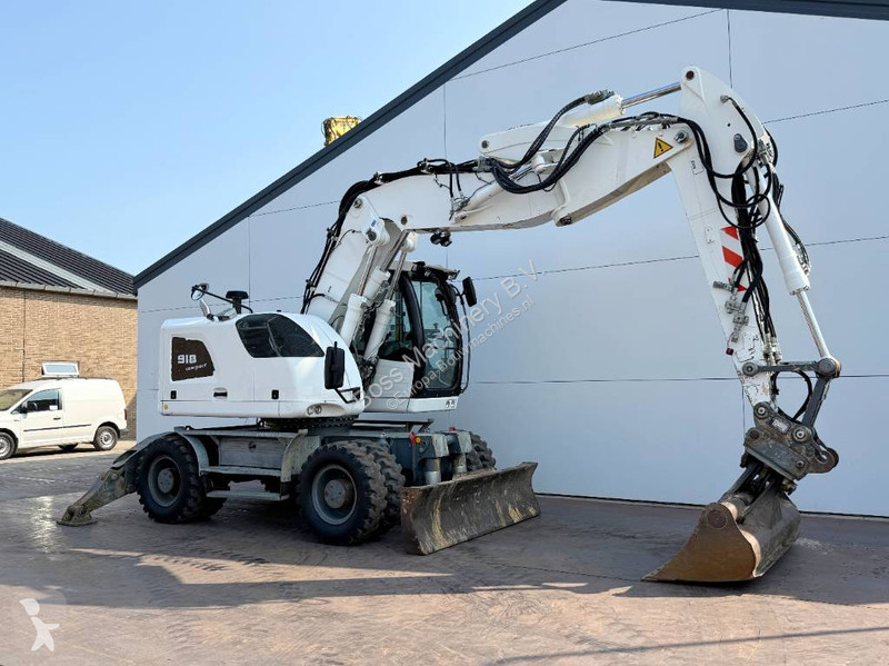 Lopatový nakládač Liebherr A918 Compact - 4...