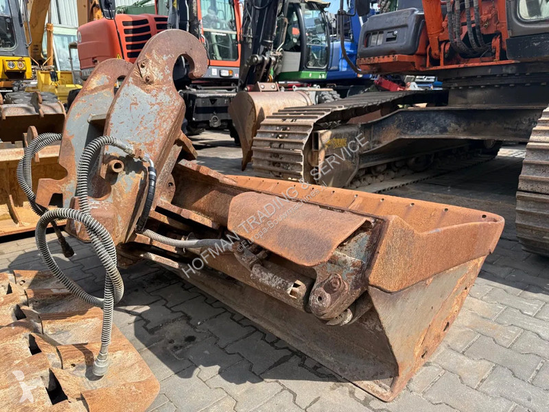 Skovl Hitachi