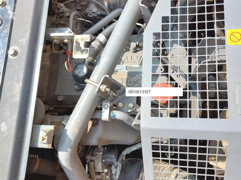 Excavadora Hitachi KTEG KMC250-5