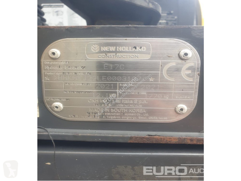 جرافة New Holland E17C