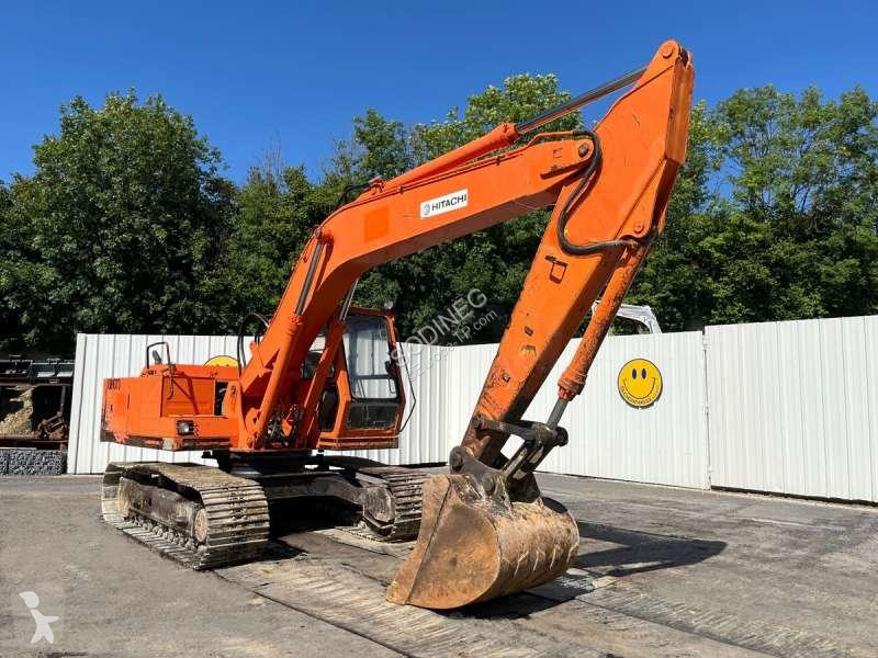 Escavatore Hitachi  UH073