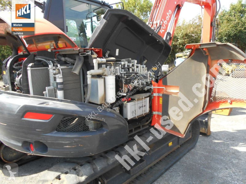 Escavadora Kubota KX 080-4