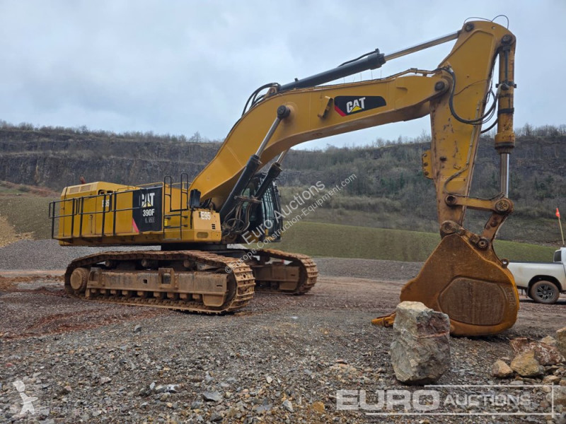 جرافة Caterpillar 390FL