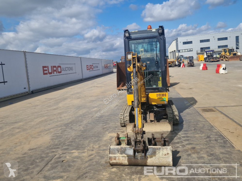 Escavatore JCB 16C-1