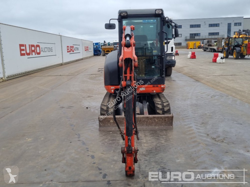 Escavadora Kubota KX027-4