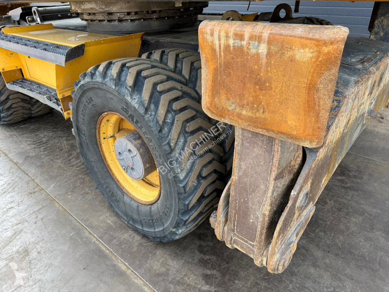 Excavadora Volvo