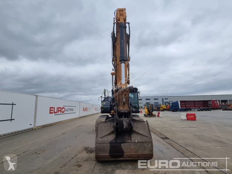 Escavadora Case CX370D