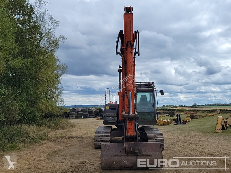 Escavadora Hitachi ZX210LC-3