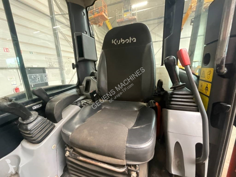 Excavadora Kubota 55-4