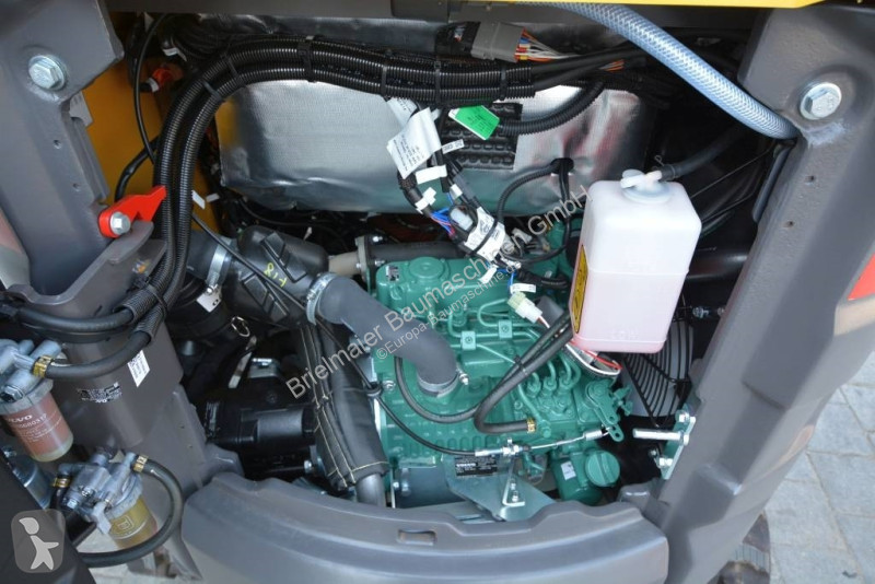 Escavadora Volvo EC 20 E