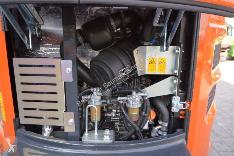 Escavadora Hitachi ZX 26 U-6