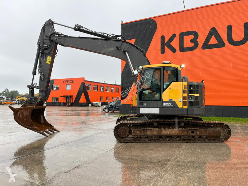 Excavadora Volvo ECR 235 E CENTRAL LUBRICATION...