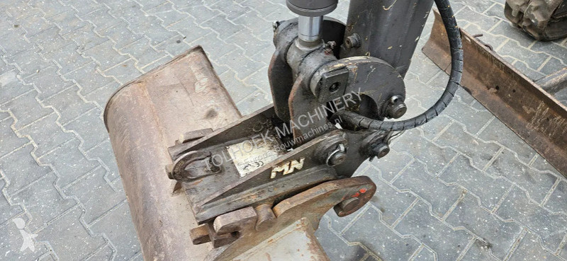 Graafmachine Volvo EC18 ( nieuwstaat)