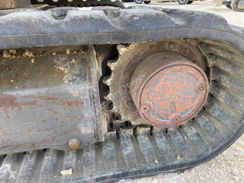 Escavadora Kato IMER HD85V5