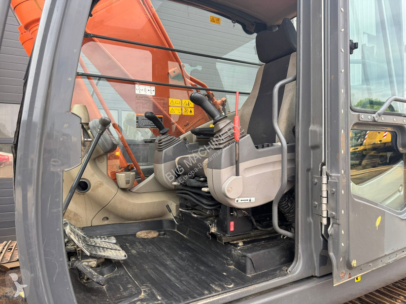 Skovl Hitachi