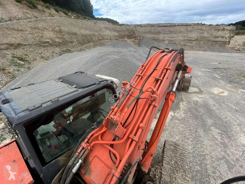 Excavadora Hitachi LC-3