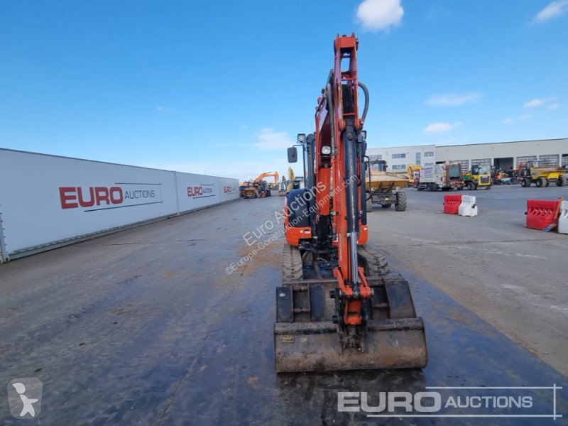 Lopatový nakládač Kubota KX037-4