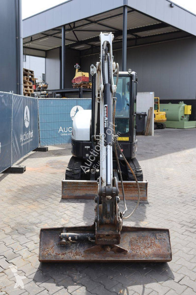 جرافة Bobcat E34