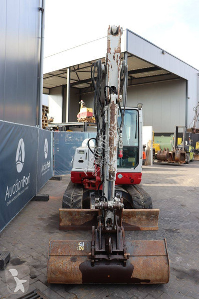 Escavatore Takeuchi
