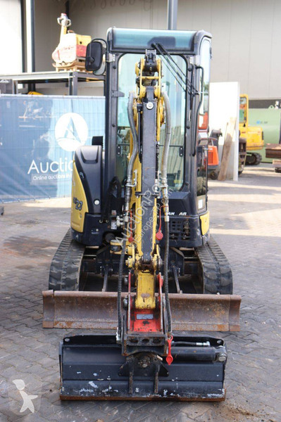 Escavatore Yanmar VIO23-6