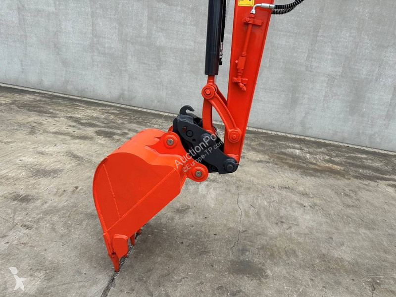 Escavatore Kubota KX155-5