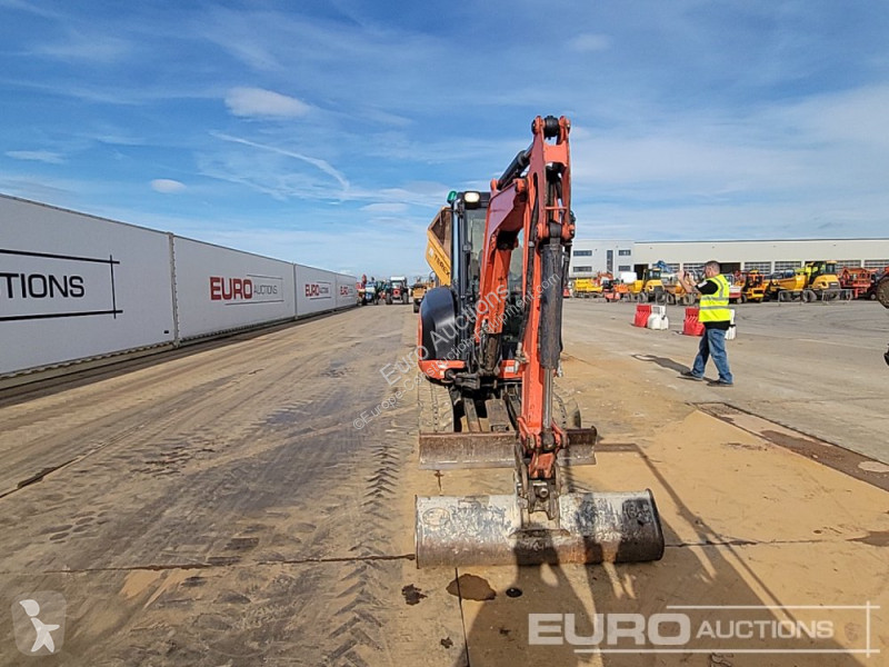 Lopatový nakládač Kubota KX027-4