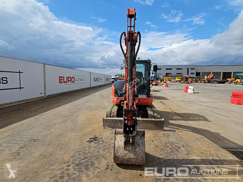 Lopatový nakládač Kubota U48-4